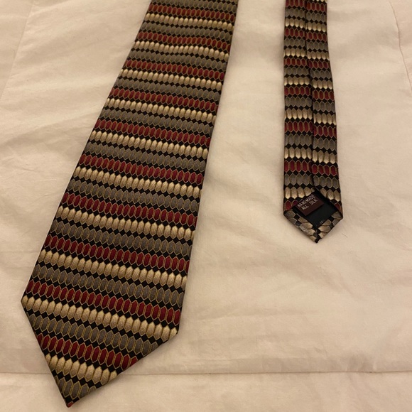 Bundle 3 ties for $10 - any ties -
Umberto Bossi Necktie - Picture 3 of 6